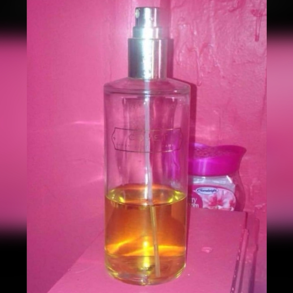 Covet by Sarah Jessica Parker 230ML 7.6FL OZ half used